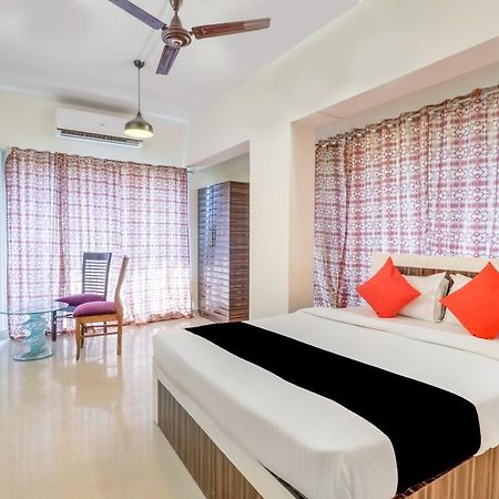Hotel Crystal Inn Mumbai Exterior photo